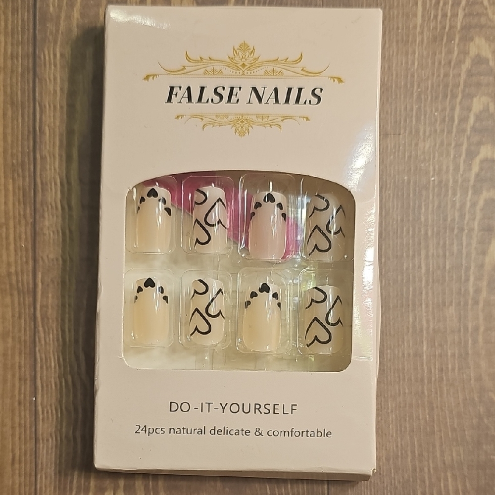 False Nails with Black Heart Design